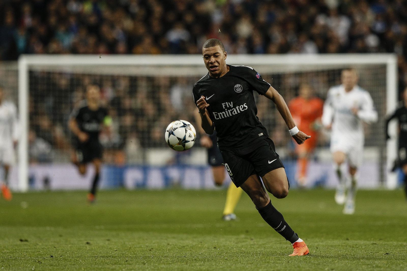 里瓦尔多专栏：如果离开皇马，阿隆索的理想去处是执教利物浦（里瓦尔多专栏：阿隆索若离开皇马，执教利物浦是最佳选择）