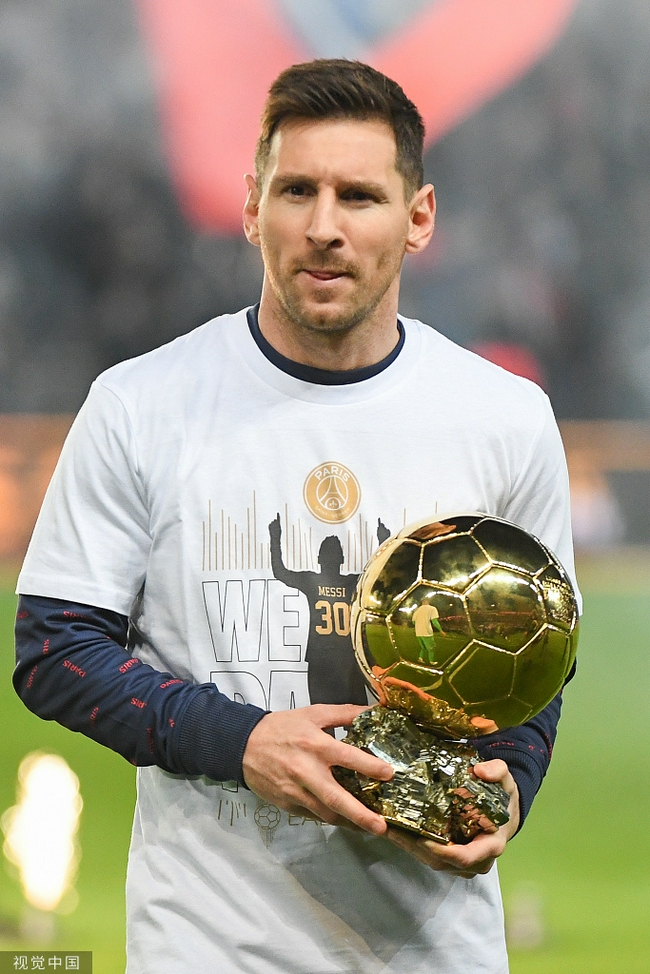 骑士对阵马刺内线狂轰80分，创下队史近29年纪录（骑士战马刺内线砍下80分，缔造球队近29年新纪录）