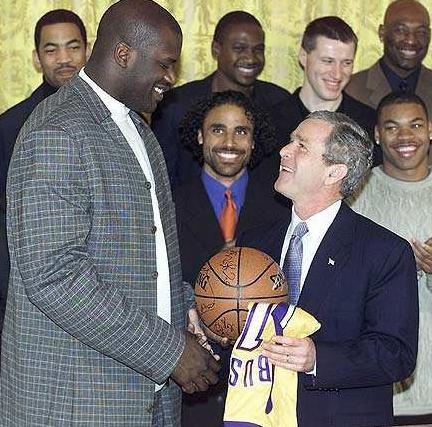 切尔西本赛季英超15轮调整46人次首发，比上赛季同期多了11次（英超前15轮，切尔西已更换46次首发，较上季同期增加11次）