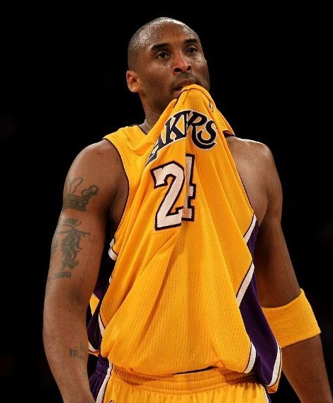 伦敦奥运马术冠军与爱驹双双安乐死，二十余年相伴征服世界赛场（相伴二十余年征战世界：伦敦奥运马术冠军与座骑相继安乐离世）