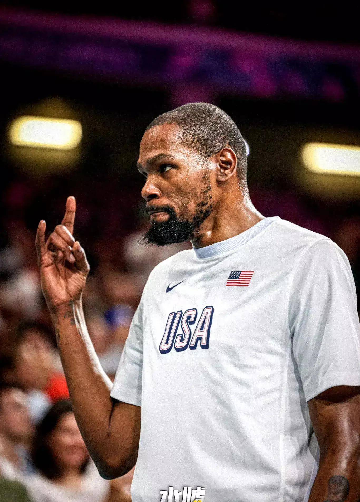 33分10板10助攻！火箭2换1交易被效仿，鹈鹕捡漏年轻版约基奇（33+10+10三双！火箭2换1被照搬，鹈鹕捡到年轻版约基奇）