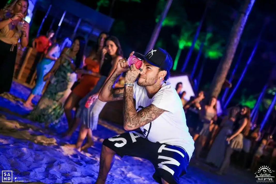 海兰德：我喜欢打快节奏篮球从小就是这样 转换进攻是最爽的环节（海兰德：自幼钟情快节奏篮球，转换进攻最过瘾）