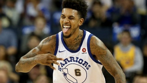 鲍威尔：最后一攻搞砸的责任在我，我是O型腿所以常扭伤脚踝（鲍威尔揽责最后一攻失败：称O型腿易致脚踝扭伤）