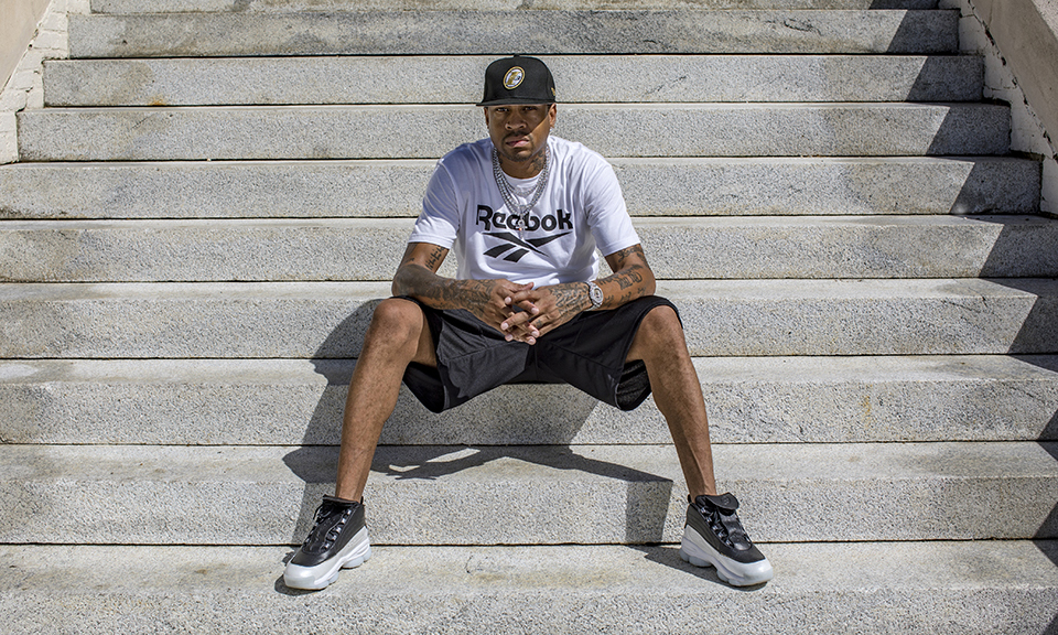 绝对压制！曼城主场8杀樱桃军 数据示纪录延续（主场无解！曼城对樱桃军豪取八连胜，纪录延续）