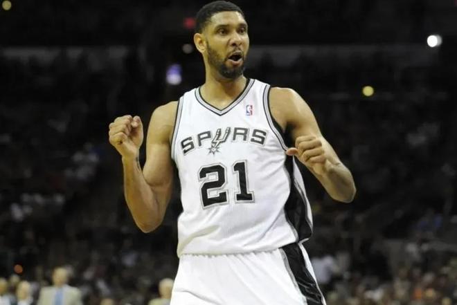 常在河边走哪有不湿鞋，恰尔汗奥卢国米生涯首次点球被扑（神射也会失灵：恰尔汗奥卢国米生涯首次点球被扑出）