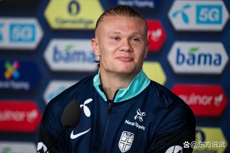 17年前的今天阿森纳战胜曼联，纳斯里踢出生涯最佳一战（17年前今日，阿森纳击败曼联，纳斯里奉献巅峰一战）