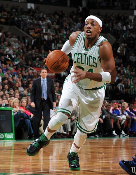 CBA球队巡礼：广东——十一冠王疯狂补强，志在东山再起（CBA球队前瞻：广东队——十一冠豪门大举补强，剑指重返巅峰）